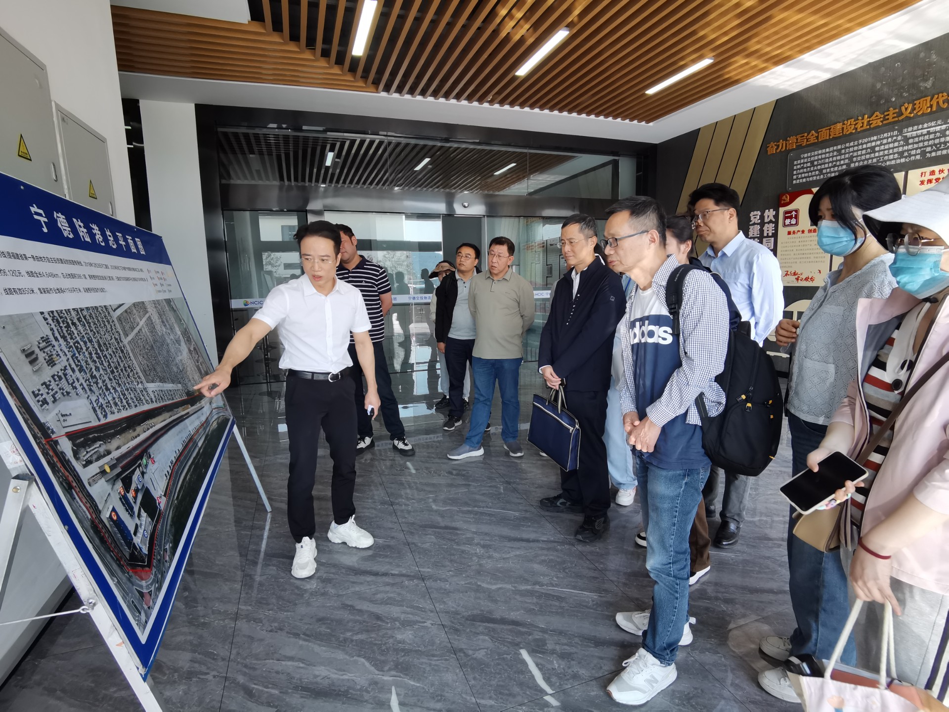 寧德汽車基地項(xiàng)目鐵路專用線擴(kuò)建工程可研報告評估會順利召開，張長明拍攝1.jpg